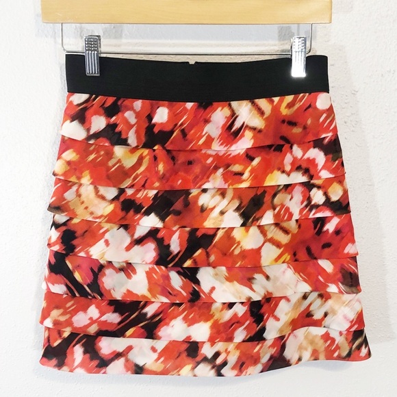 Guess floral layered ruffled mini skirt size S - Picture 1 of 6